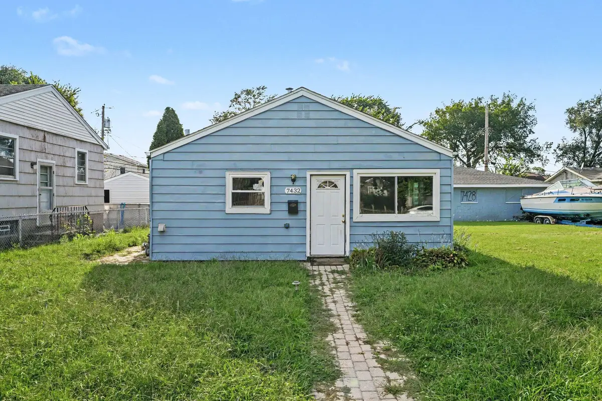 7432 Beech Avenue, Hammond, IN 46324 - #1