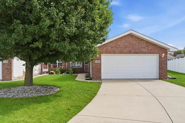 398 Golden Oak Drive, Crown Point, IN 46307