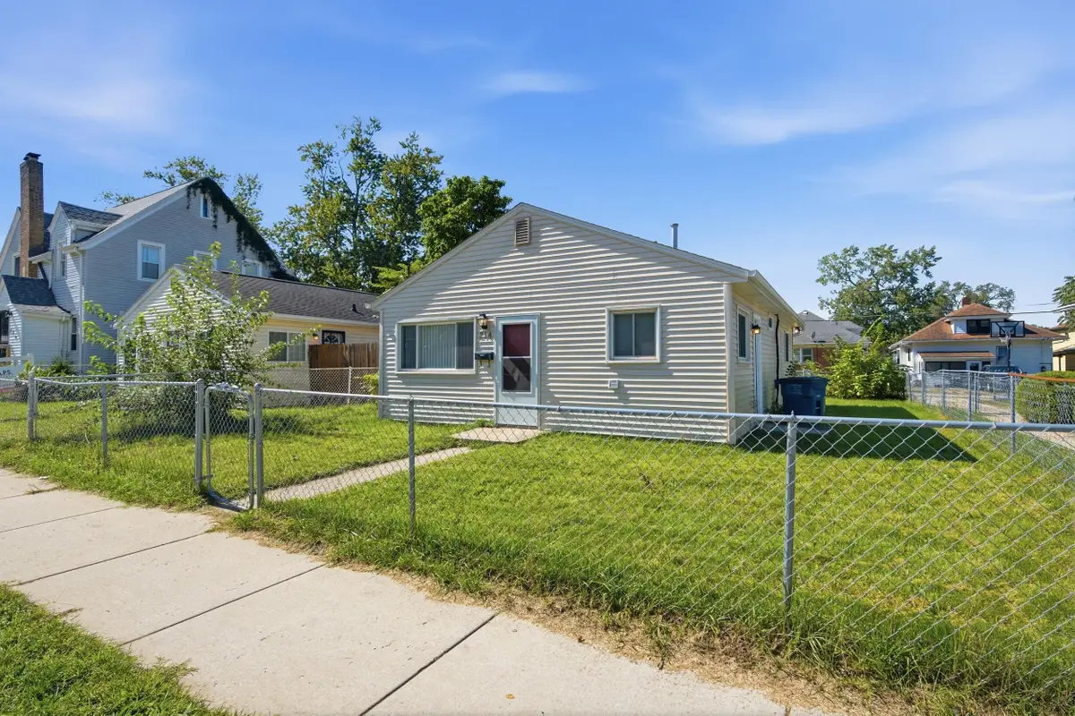 214 Pleasant Avenue, Michigan City, IN 46360 - #1