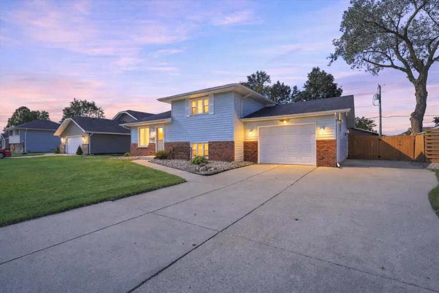 818 N Ernest Street, Griffith, IN 46319 - #2