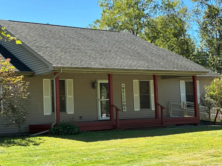 2201 W Morgan Avenue, Chesterton, IN 46304 - #3