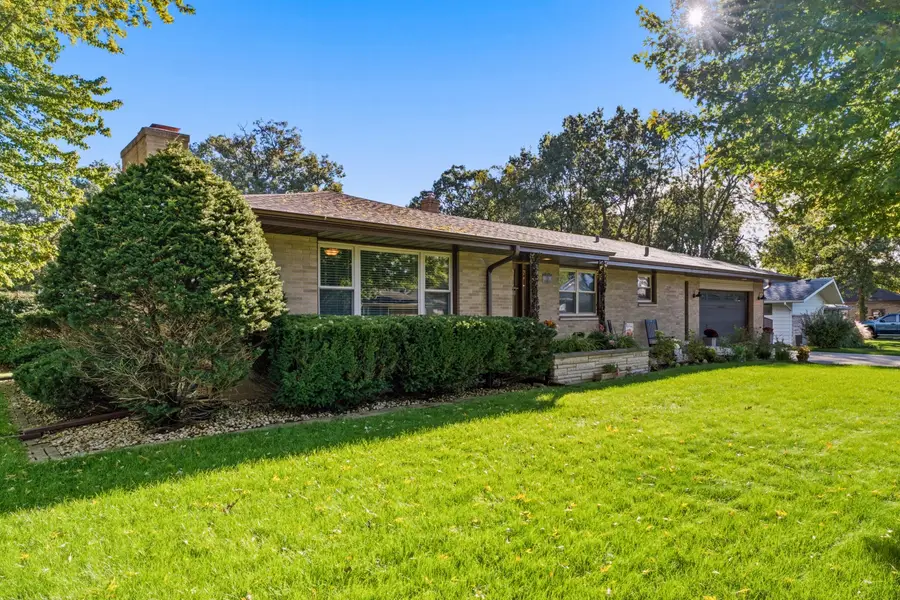 9181 W Springhill Drive, Saint John, IN 46373 - #2