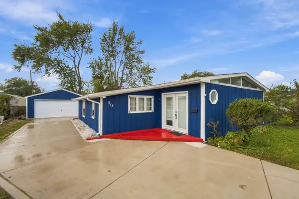 518 Avalon Drive, Dyer, IN 46311