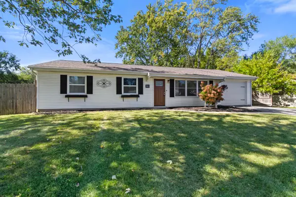 760 Acadia Road, Valparaiso, IN 46385