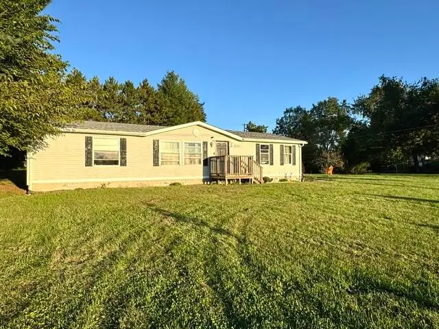 1120 N Falvey Street, Winamac, IN 46996 - #1