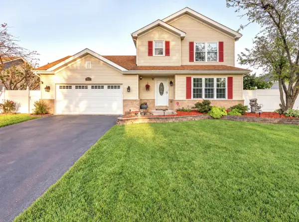9343 Buchanan Street, Crown Point, IN 46307