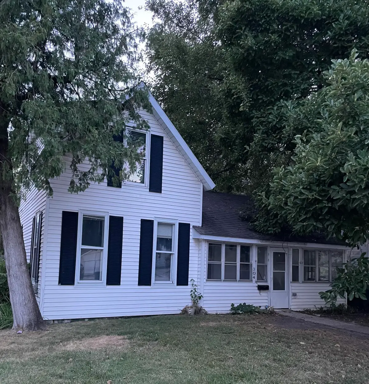 304 N Front Street, Rensselaer, IN 47978 - #1