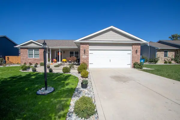 261 Honey Locust Court, Valparaiso, IN 46385