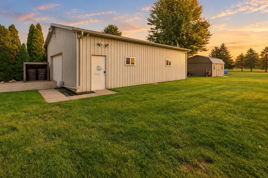 16919 White Oak Avenue, Lowell, IN 46356 - #3