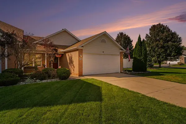 452 Edgewater Drive, Hobart, IN 46342