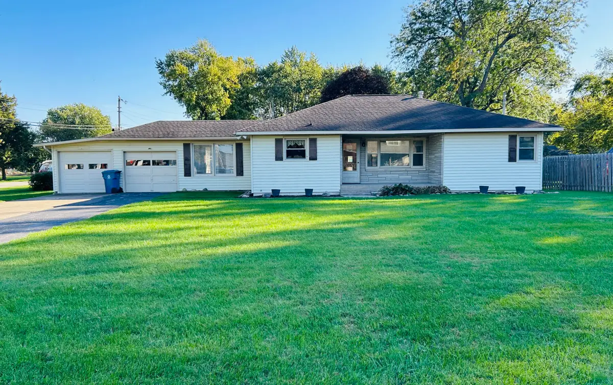 201 W Stevenson Street, Morocco, IN 47963 - #1