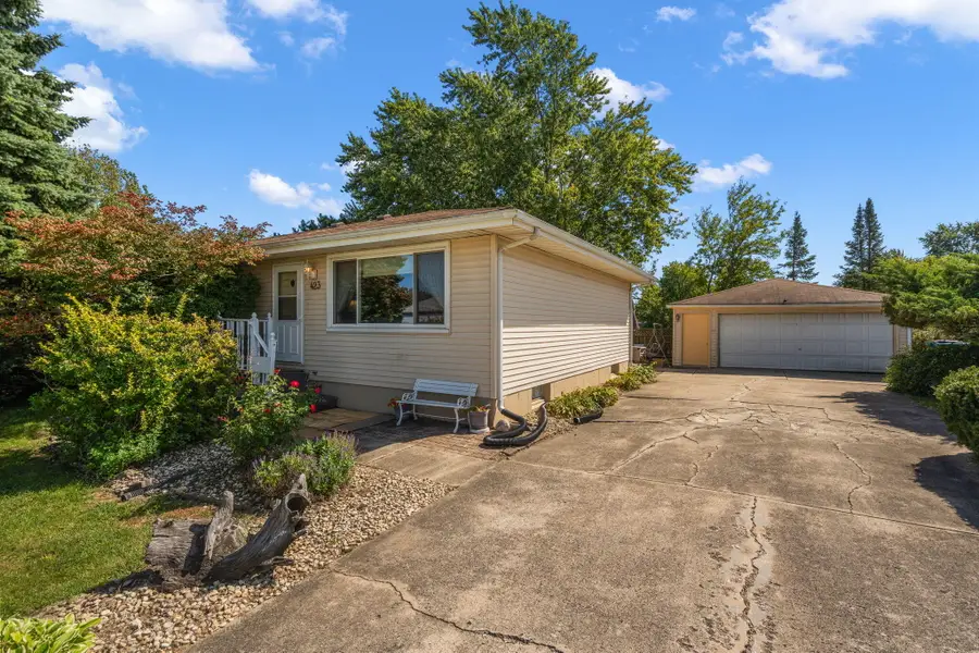 423 Stratford Lane, Schererville, IN 46375 - #2