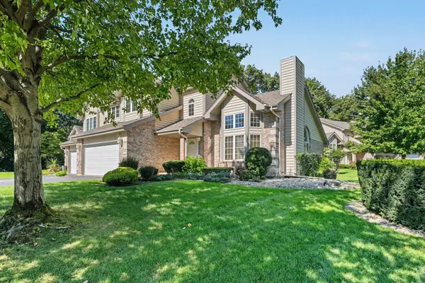 1447 Carriage Oaks Court, Dyer, IN 46311