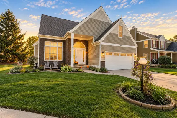 817 Olde Towne Square, Chesterton, IN 46304