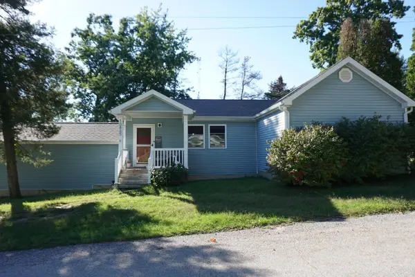 10865 E Seneca Lane, Walkerton, IN 46574