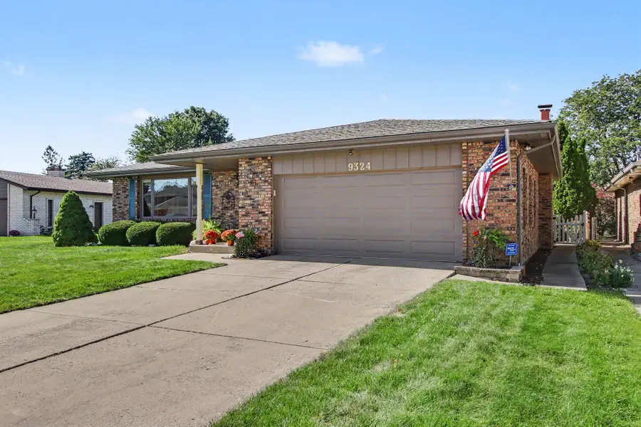 9324 4th Street, Highland, IN 46322 - #3