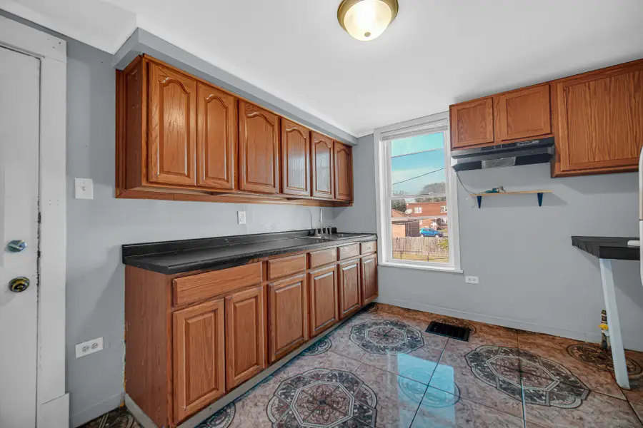 4011 Euclid Avenue, East Chicago, IN 46312 - #3