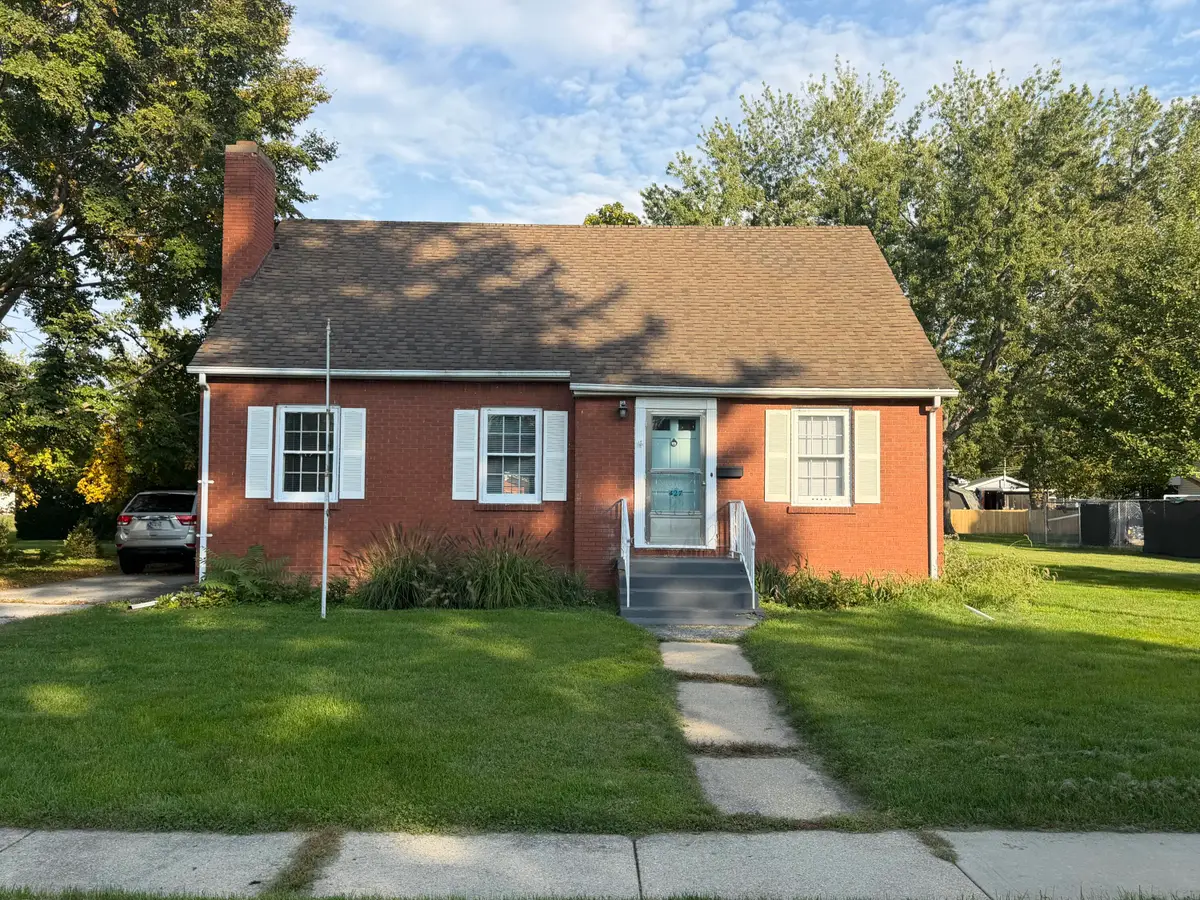 427 N Kelly Street, Hobart, IN 46342 - #1