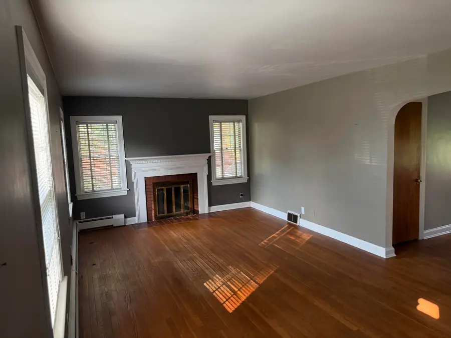 427 N Kelly Street, Hobart, IN 46342 - #3