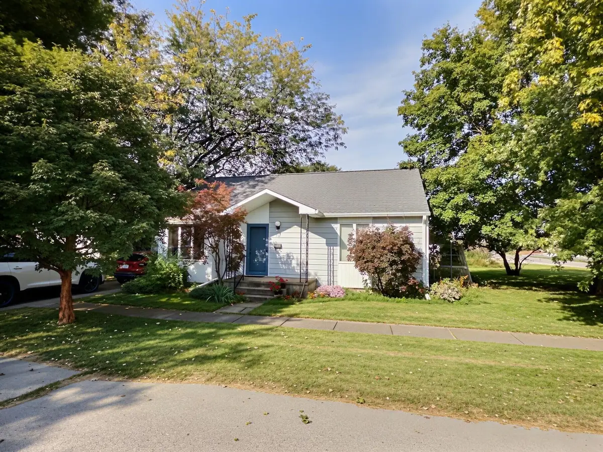 312 E Washington Street, Kentland, IN 47951 - #1
