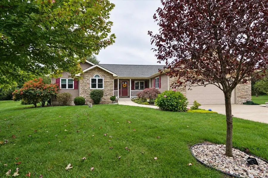 29 Pinehurst Drive, Valparaiso, IN 46383 - #2