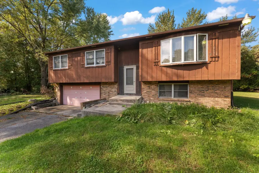 938 N 400 E, Chesterton, IN 46304 - #3