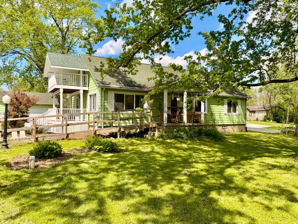 550 W Oak Hill Road, Porter, IN 46304 - #1