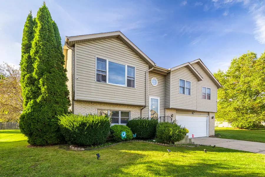 129 Pheasant Run Drive, Hobart, IN 46342 - #2