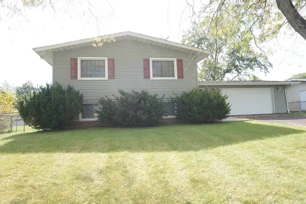 420 Sassafras Drive, Valparaiso, IN 46385