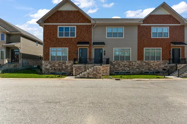 63 Sanctuary Drive, Valparaiso, IN 46385