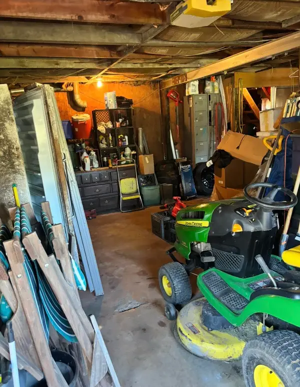 1720 Hale Avenue, Chesterton, IN 46304