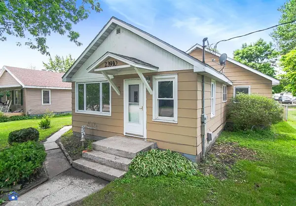 23910 Ivy Street, Schneider, IN 46376