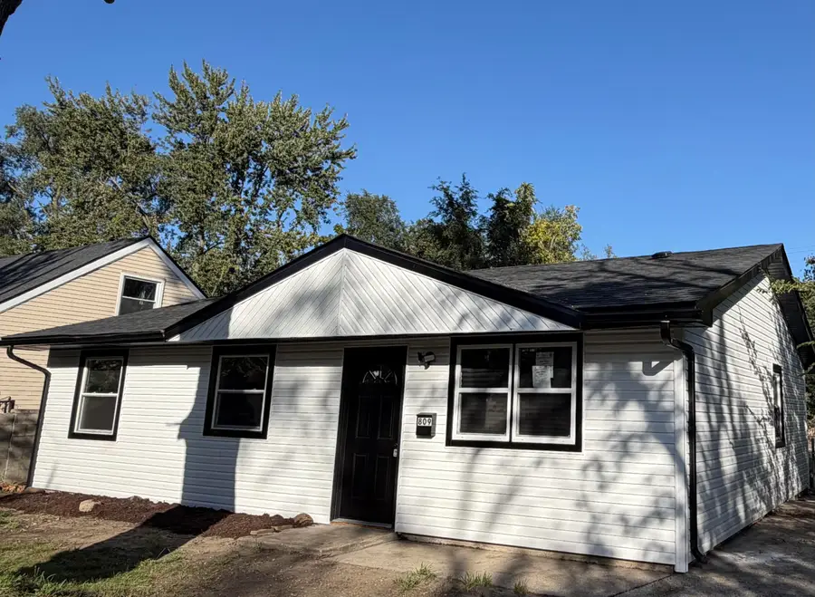 809 Clinton Street, Gary, IN 46406 - #2