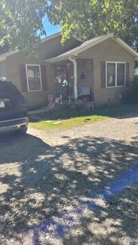 1042 Avenue D Street, Greencastle, IN 46135