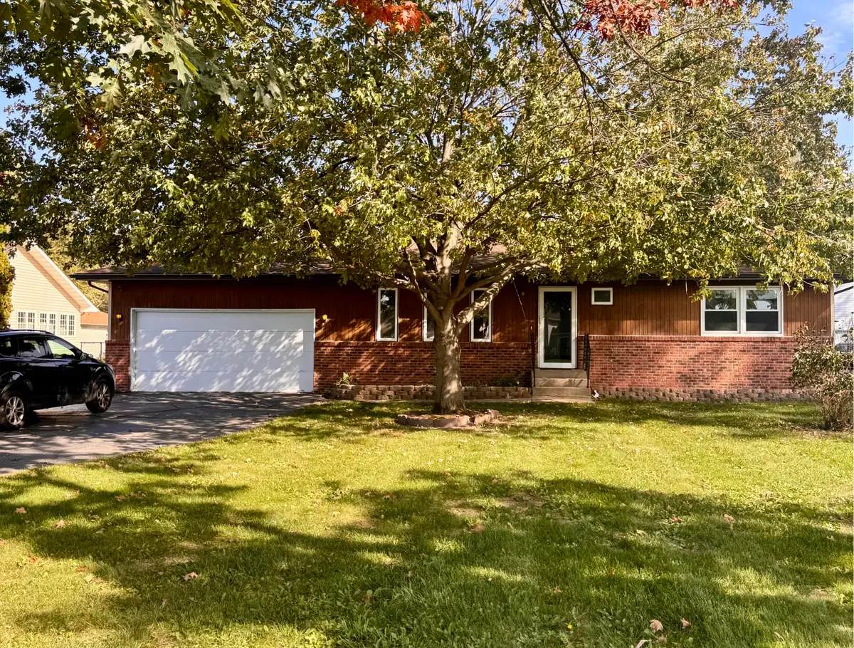 697 N Lake Park Avenue, Hobart, IN 46342 - #1