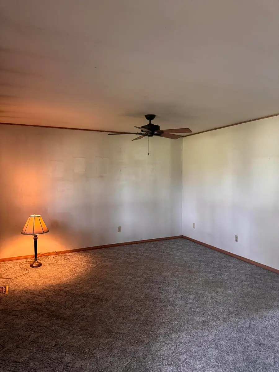 697 N Lake Park Avenue, Hobart, IN 46342 - #3