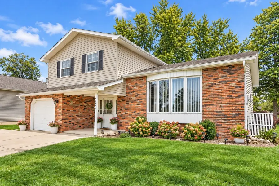 2477 E Lakeshore Drive, Crown Point, IN 46307 - #2