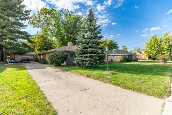 1642 Norwood Drive, Griffith, IN 46319