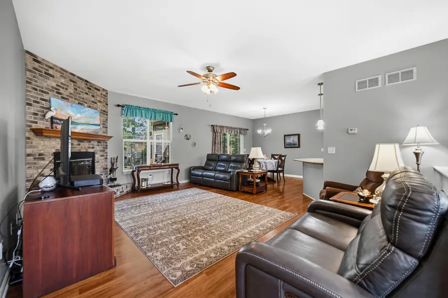 225 Trailcreek Drive, Burns Harbor, IN 46304 - #3