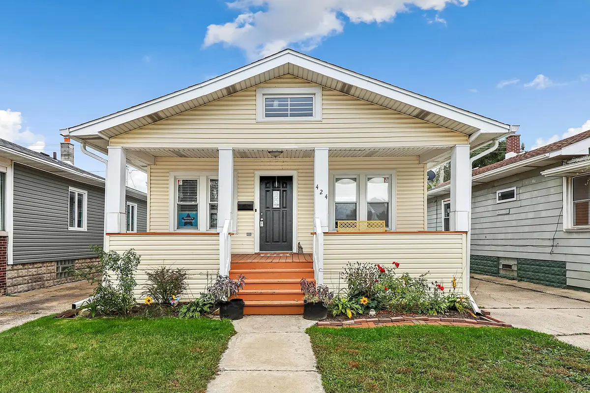 424 E 165th Street, Hammond, IN 46324 - #1
