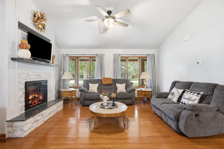 10391 Chippewah Court, Demotte, IN 46310 - #3