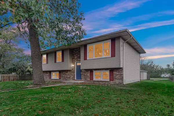 775 Riverlane Drive, New Chicago, IN 46342