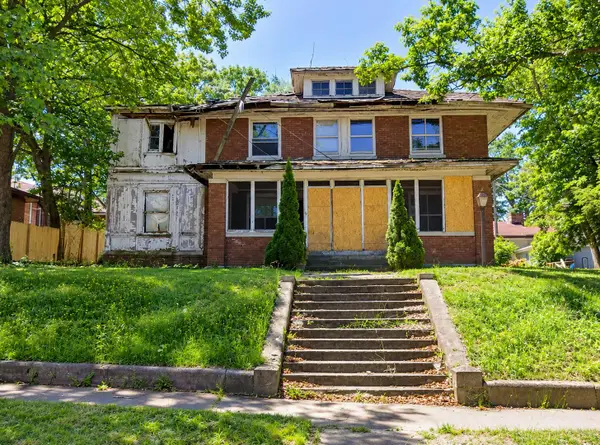 123 W 43rd Avenue, Gary, IN 46408