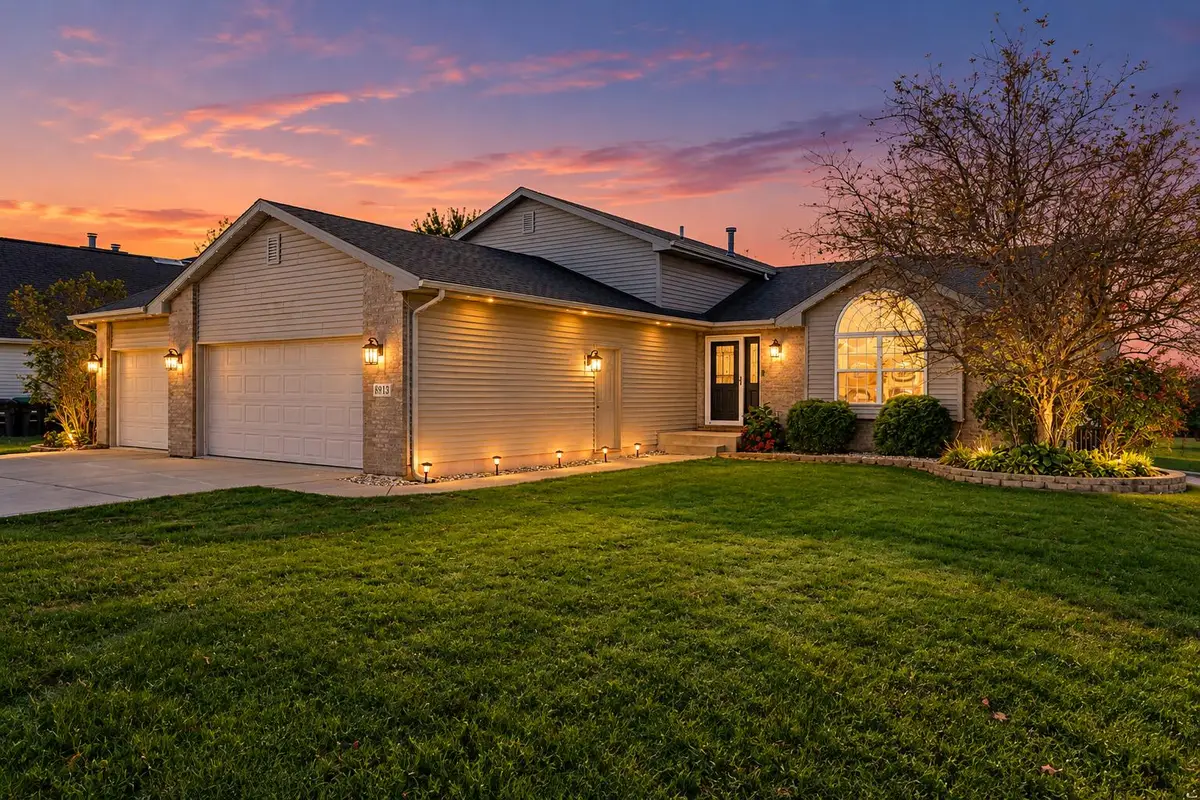 6943 Squirrel Creek Avenue, Portage, IN 46368 - #1