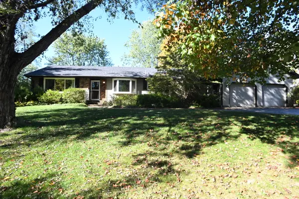 922 N County Line Road, Westville, IN 46391