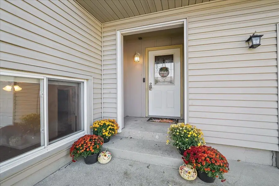 542 Riviera Road, Valparaiso, IN 46385 - #3