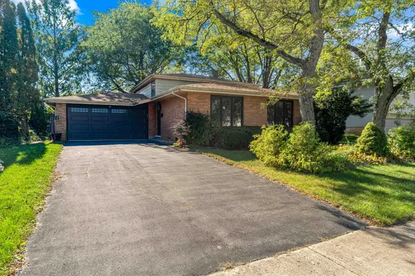 538 Dogwood Drive, Dyer, IN 46311