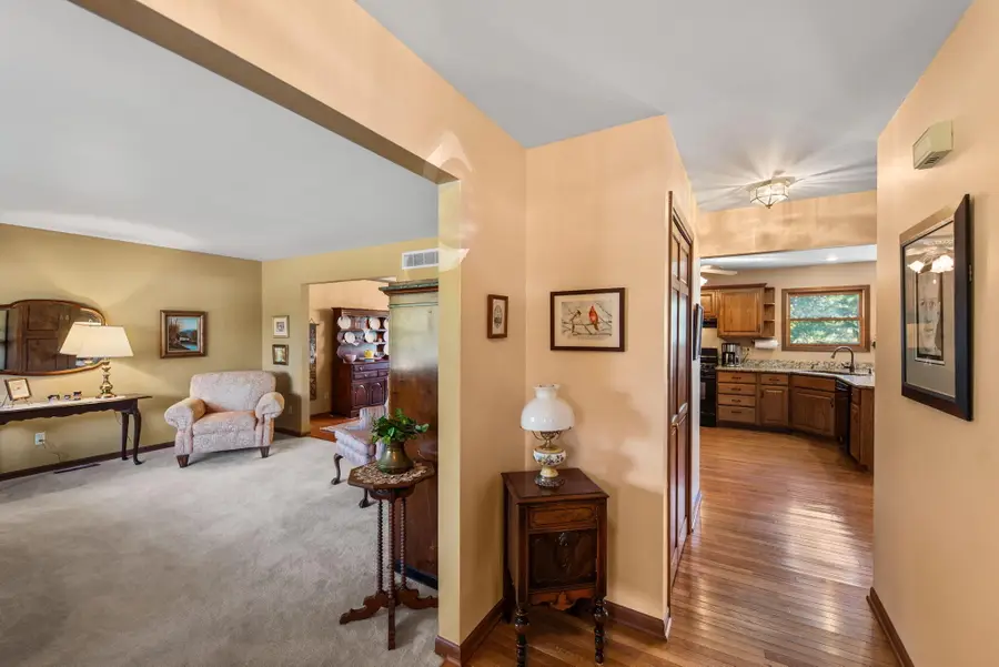 571 Glenwood Drive, Valparaiso, IN 46385 - #3