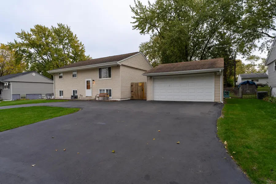 3801 W 78th Avenue, Merrillville, IN 46410 - #3