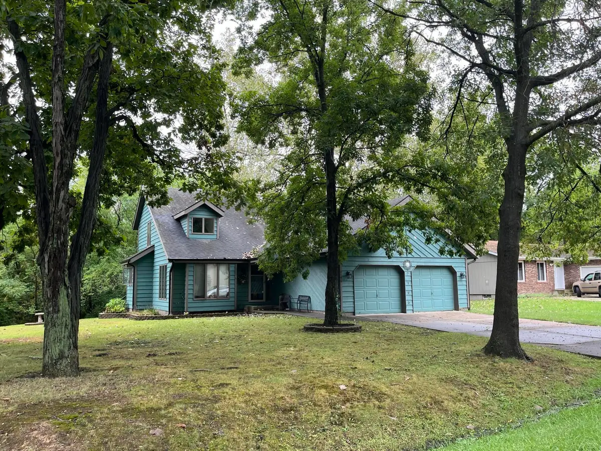 2196 Elm Tree Lane, Crown Point, IN 46307 - #1